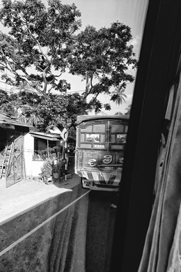 Sri-Lanka - Road between Pinnawala & Kandy
